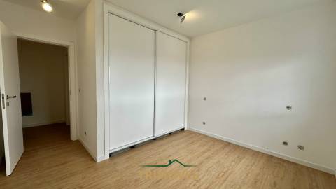 Apartamento Totalmente Remodelado