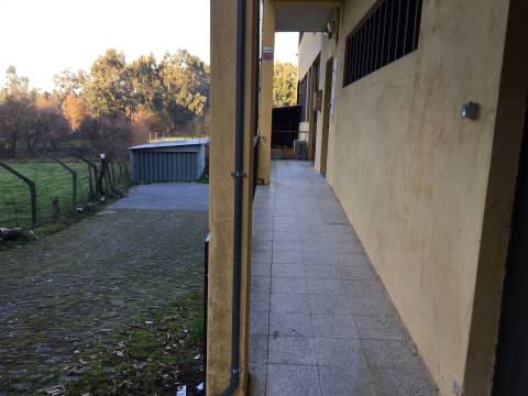 Armazém  Arrendamento em São Roque,Oliveira de Azeméis