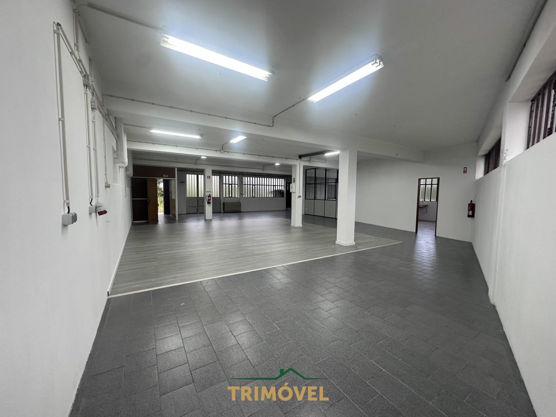 Armazém  Arrendamento em São Roque,Oliveira de Azeméis