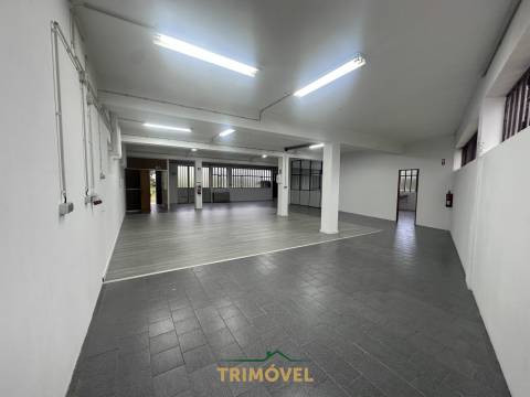 Armazém  Arrendamento em São Roque,Oliveira de Azeméis