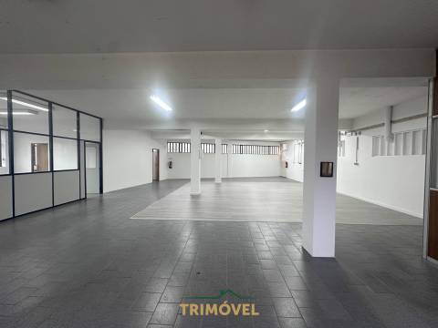 Armazém  Arrendamento em São Roque,Oliveira de Azeméis