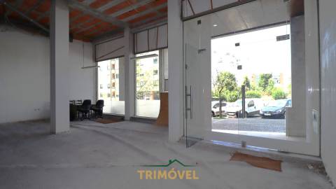 Loja no Centro de São João da Madeira