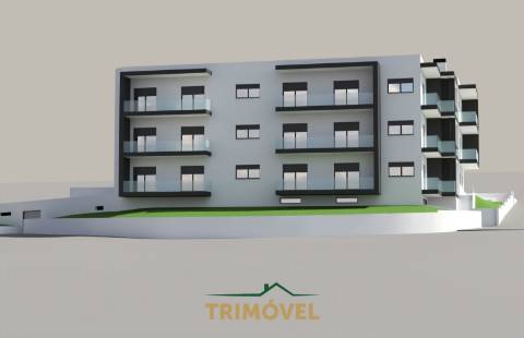 Apartamento T2, em Nogueira do Cravo