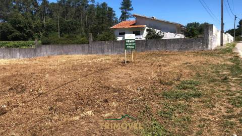 Terreno em São Miguel de Souto