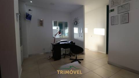 Loja  Venda em Escapães,Santa Maria da Feira