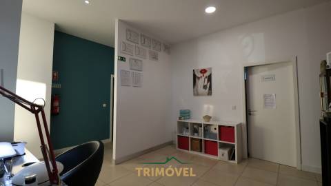 Loja  Venda em Escapães,Santa Maria da Feira