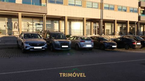 Loja  Venda em Escapães,Santa Maria da Feira