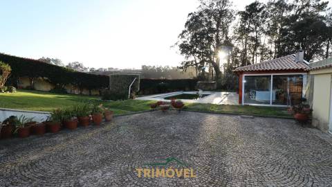 Moradia T3 em Bustelo, São Roque