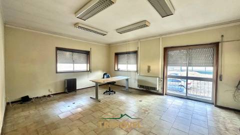 Fábrica/Indústria  Arrendamento em São Roque,Oliveira de Azeméis