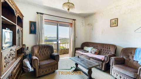 Moradia Independente T2 em Favaios