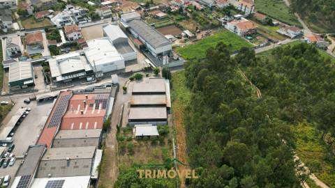 Pavilhão industrial em São Roque, Oliveira de Azeméis
