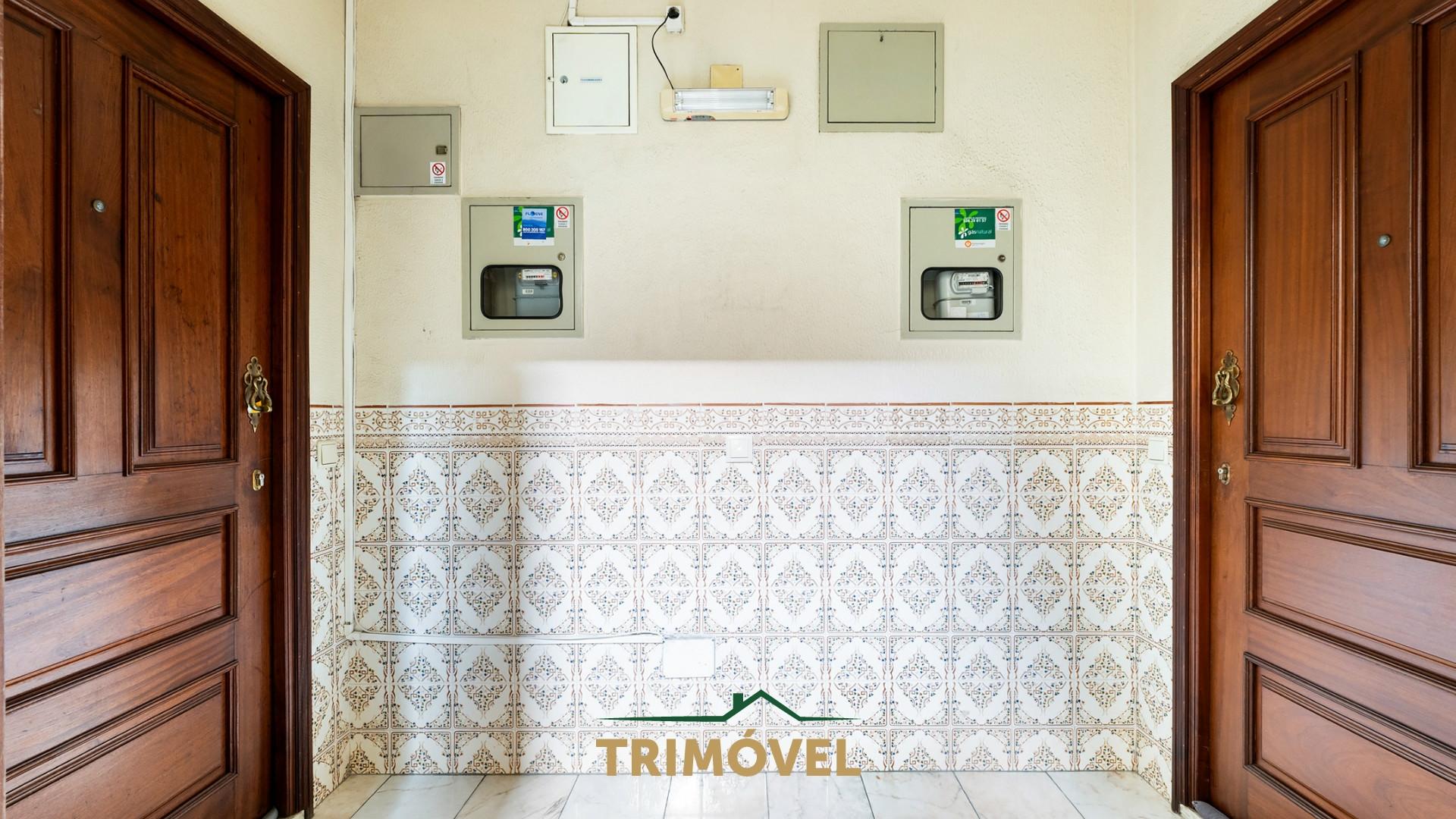 Apartamento T3 em Vila de Cucujães