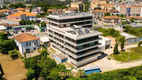 Apartamento T3 com terraço em São João da Madeira