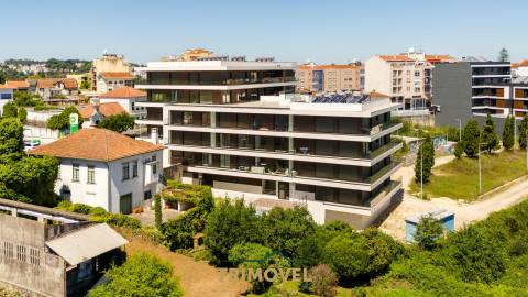 Apartamento T3 com terraço em São João da Madeira