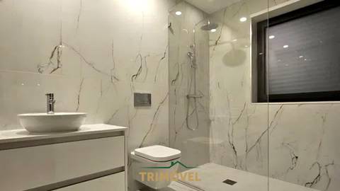 Apartamento T3 com terraço em São João da Madeira