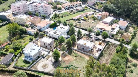 Lote de Terreno em Cucujães, Oliveira de Azeméis