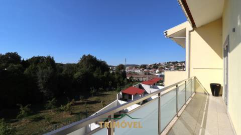 Moradia T3+1 para arrendamento em Carregosa, Oliveira de Azeméis