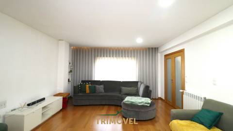 Moradia T3+1 para arrendamento em Carregosa, Oliveira de Azeméis