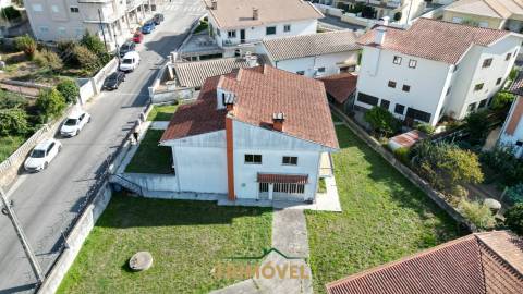 Moradia T3 em São Roque, Oliveira de Azeméis