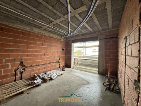 Apartamento T3 Venda em Loureiro,Oliveira de Azeméis