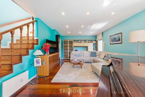 Moradia T4 Venda em Anta e Guetim,Espinho