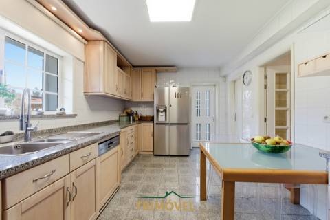 Moradia T4 Venda em Anta e Guetim,Espinho