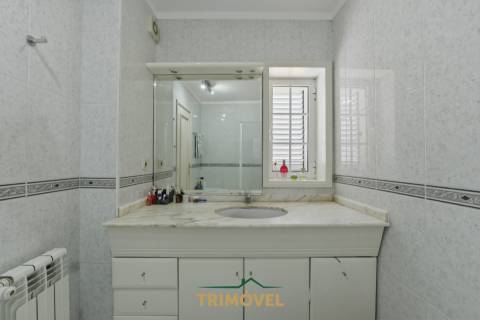 Moradia T4 Venda em Anta e Guetim,Espinho