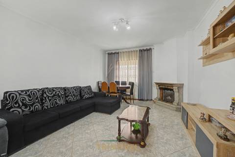 Apartamento T2 em São João da Madeira