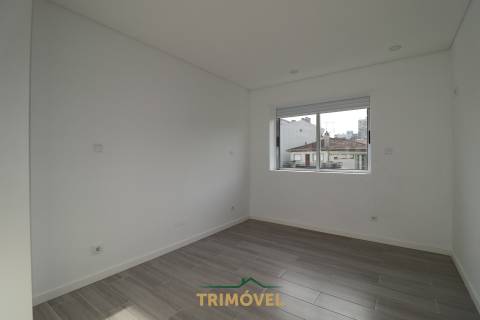 Apartamento T3 Venda em São João da Madeira,São João da Madeira