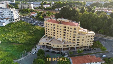 Apartamento T3 com Terraço, São João da Madeira
