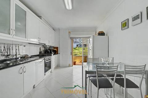 Apartamento T3 com Terraço, São João da Madeira