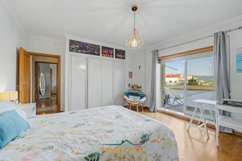 Apartamento T3 com Terraço, São João da Madeira