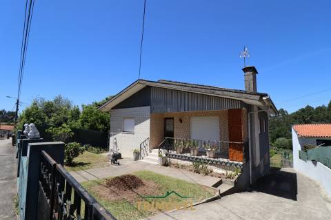 Moradia Isolada T3+1, Nogueira do Cravo, Oliveira de Azeméis
