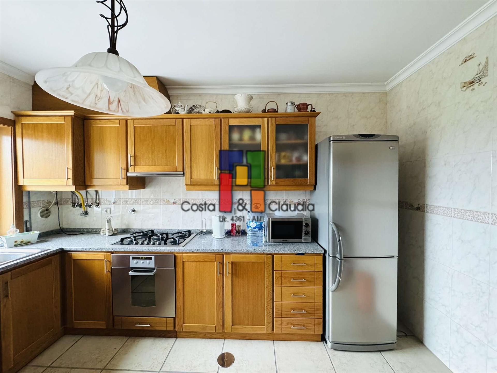 Apartamento T3 DUPLEX Venda em Oiã,Oliveira do Bairro