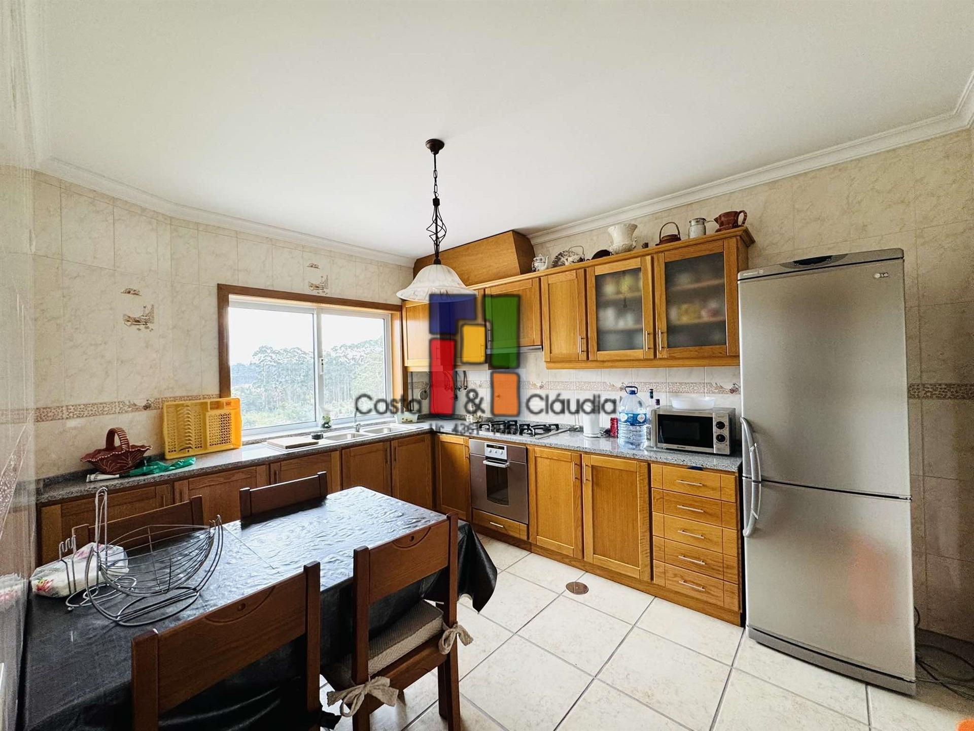 Apartamento T3 DUPLEX Venda em Oiã,Oliveira do Bairro