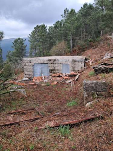 Moradia Isolada T2 Venda em Manhouce,São Pedro do Sul