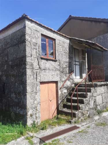 Moradia T2 Venda em Caparrosa e Silvares,Tondela