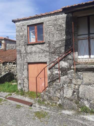 Moradia T2 Venda em Caparrosa e Silvares,Tondela