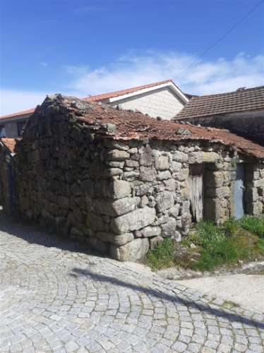 Moradia T2 Venda em Caparrosa e Silvares,Tondela