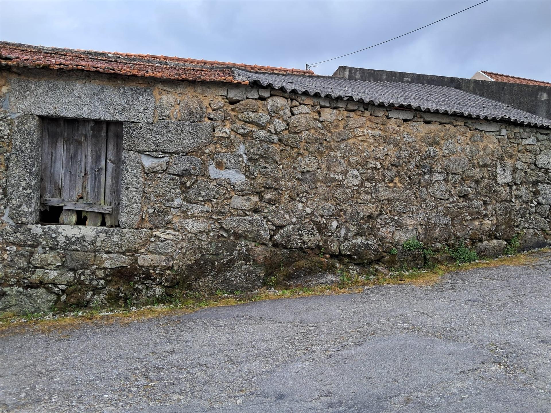 Moradia Devoluta T1 Venda em Infias,Fornos de Algodres