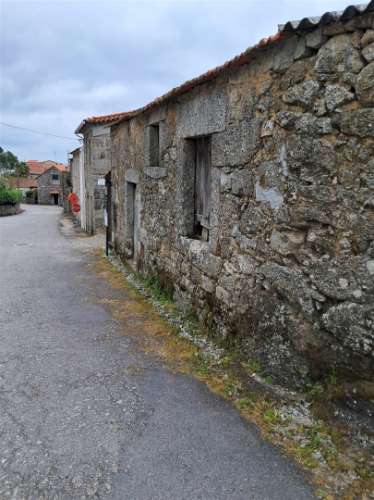 Moradia Devoluta T1 Venda em Infias,Fornos de Algodres