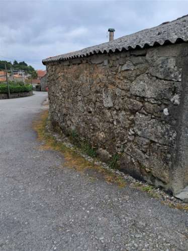 Moradia Devoluta T1 Venda em Infias,Fornos de Algodres