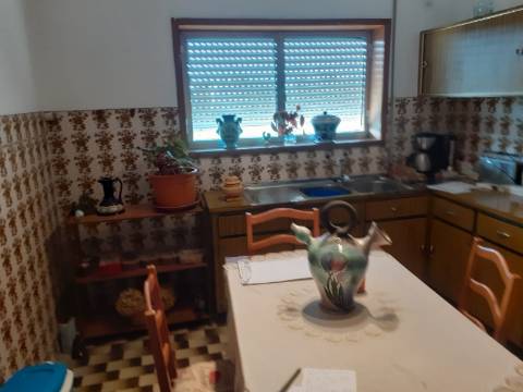 Moradia T4 Venda em Albergaria-a-Velha e Valmaior,Albergaria-a-Velha