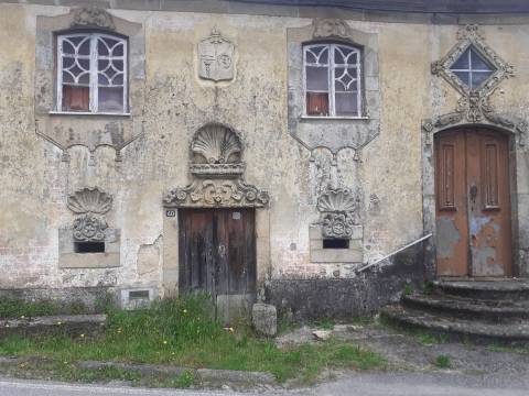 Moradia para Restaurar T7 Venda em Beijós,Carregal do Sal