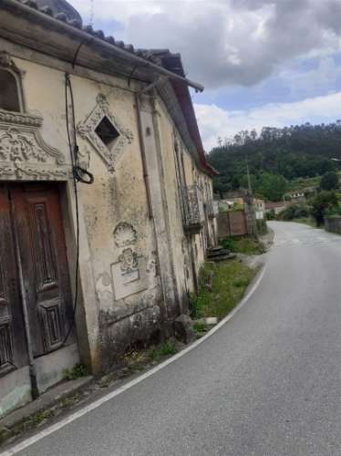 Moradia para Restaurar T7 Venda em Beijós,Carregal do Sal