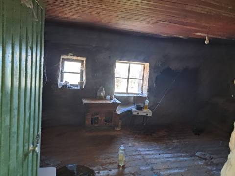 Andar Moradia T1 Venda em Manhouce,São Pedro do Sul