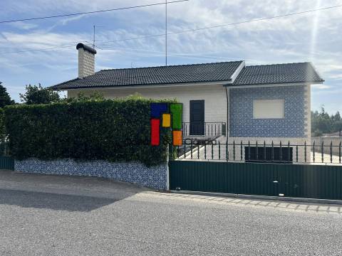 Moradia Isolada T4 Venda em Mira,Mira