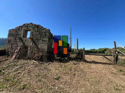 Terreno Urbano  Venda em Serrazes,São Pedro do Sul