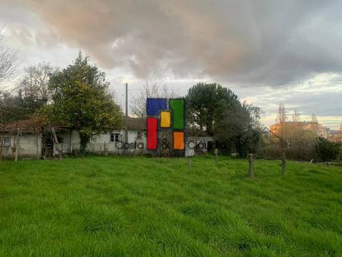 Moradia Devoluta T2 Venda em Viseu,Viseu