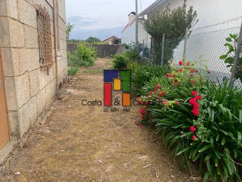 Moradia Rústica T3 Venda em Molelos,Tondela